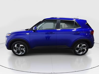 2025 Hyundai Venue - Photo 4