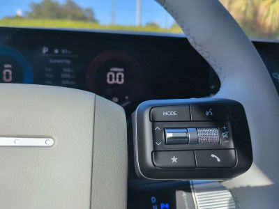 2026 Hyundai SANTA FE HYBRID — photo 31 view