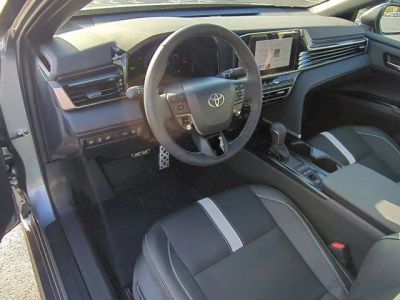 2025 Toyota Camry - Photo 9