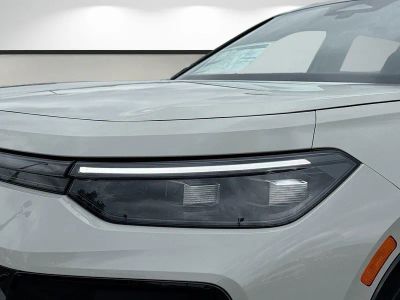 2026 Volkswagen Tiguan — photo 9 view