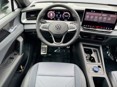 2026 Volkswagen Tiguan — photo 17 view