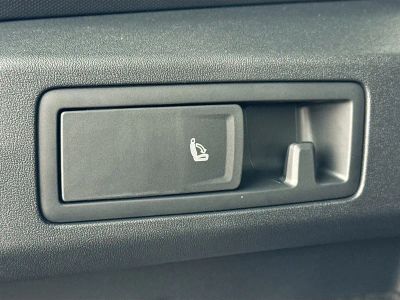 2026 Volkswagen Tiguan — photo 12 view