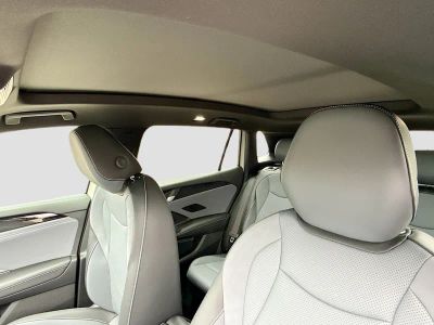 2026 Volkswagen Tiguan — photo 27 view