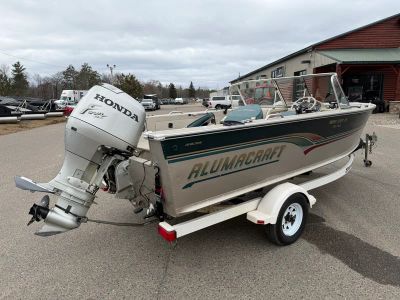 1999 Alumacraft TROPHY SPORT 175 — interior view