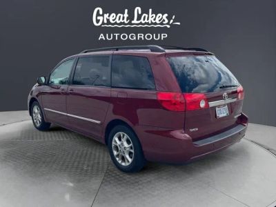 2006 Toyota SIENNA — rear three-quarter view