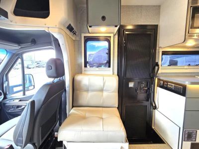 2026 Winnebago EKKO - Photo 6