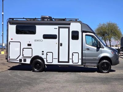 2026 Winnebago EKKO - Photo 19