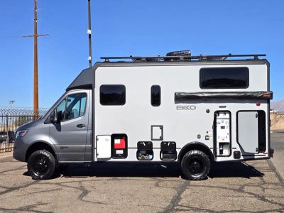 2026 Winnebago EKKO - Photo 23