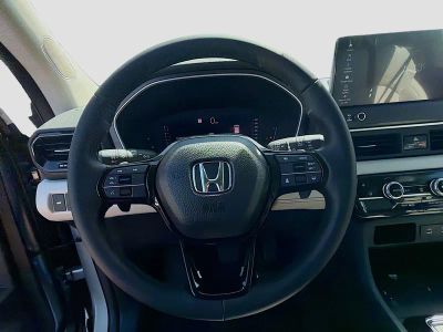 2026 Honda Pilot — photo 10 view