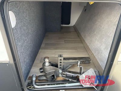 2024 Winnebago Industries Towables Voyage - Photo 14