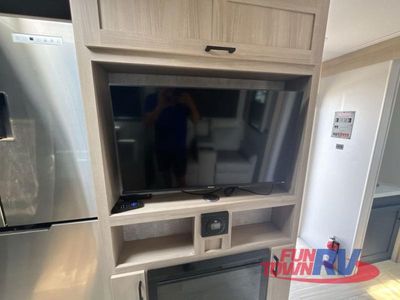 2024 Winnebago Industries Towables Voyage - Photo 33