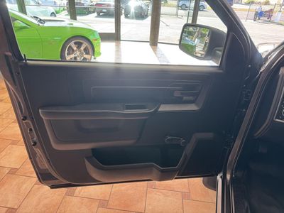 2015 RAM 1500 - Photo 6