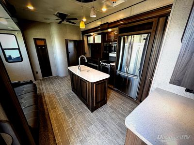 2020 Keystone Avalanche - Photo 4