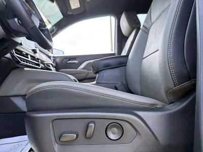 2025 Chevrolet Colorado — photo 11 view