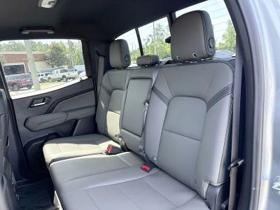 2025 Chevrolet Colorado — photo 20 view