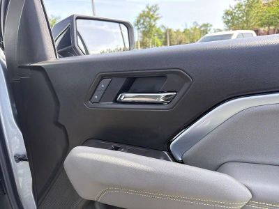 2025 Chevrolet Colorado — photo 23 view
