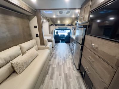 2023 Tiffin WAYFARER - Photo 3
