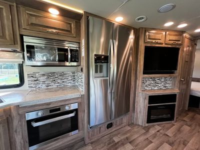 2020 Jayco PRECEPT - Photo 11