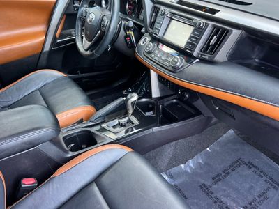 2016 Toyota RAV4 - Photo 16