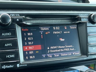 2016 Toyota RAV4 - Photo 19