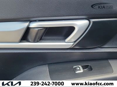 2020 Kia Telluride — photo 17 view