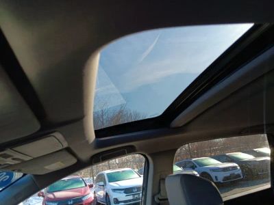 2019 Honda CR-V Touring — photo 26 view