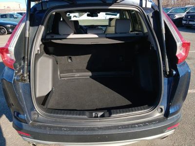 2019 Honda CR-V Touring RW2H9KKNW — front three-quarter view