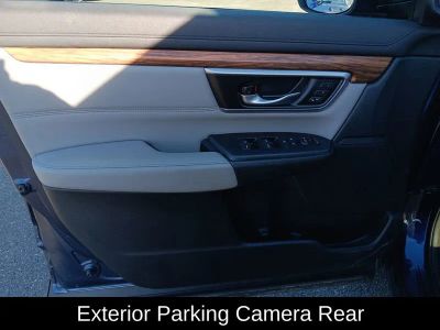 2019 Honda CR-V Touring — photo 14 view