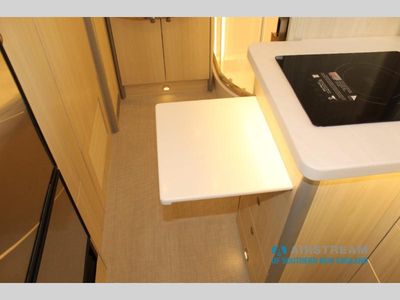 2026 Airstream Atlas-e - Photo 39