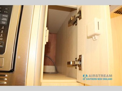 2026 Airstream Atlas-e - Photo 41