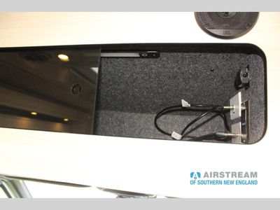 2026 Airstream Atlas-e - Photo 18