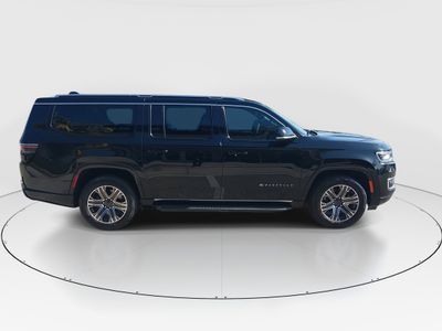 2024 Jeep Wagoneer L - Photo 8