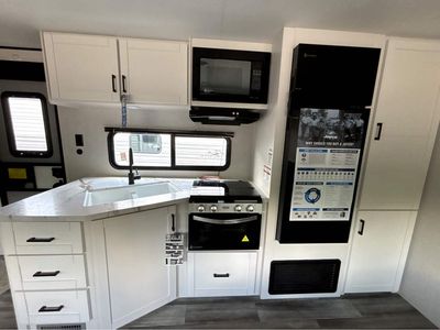 2026 Jayco Jay Flight SLX - Photo 12