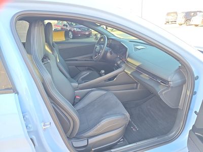 2025 Hyundai Elantra N - Photo 12