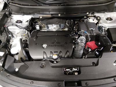 2025 Mitsubishi Outlander Sport — photo 9 view