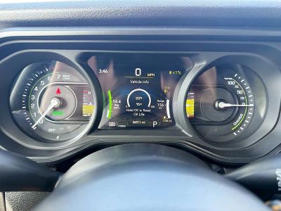 2024 Jeep Wrangler 4xe — photo 38 view