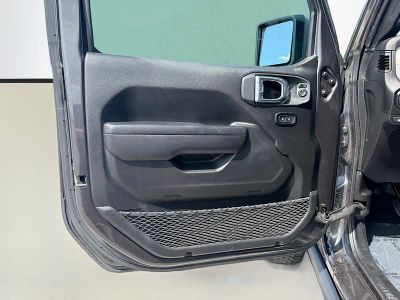 2024 Jeep Wrangler 4xe — photo 21 view