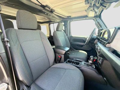 2024 Jeep Wrangler 4xe — photo 15 view