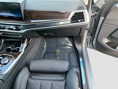 2026 BMW X7 — photo 18 view