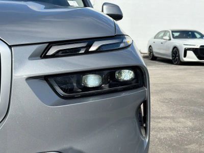 2026 BMW X7 — photo 9 view
