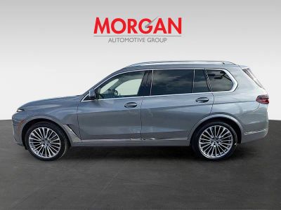 2026 BMW X7 — engine compartment view