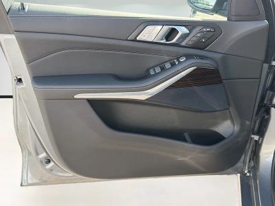 2026 BMW X7 — photo 23 view