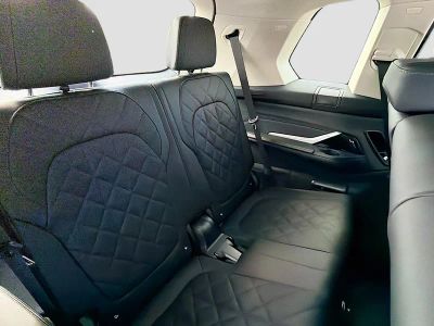 2026 BMW X7 — photo 21 view