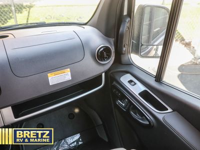 2026 Airstream Interstate - Photo 10