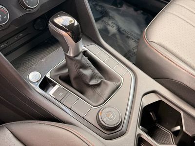 2024 Volkswagen Tiguan 2.0T Wolfsburg Edition — photo 34 view