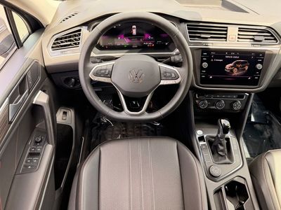 2024 Volkswagen Tiguan 2.0T Wolfsburg Edition — photo 18 view