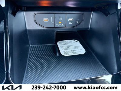 2026 Kia Sorento Hybrid — photo 31 view