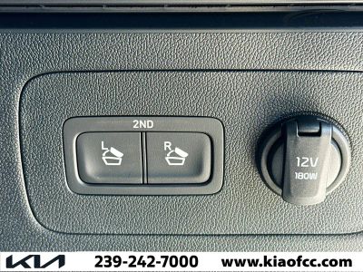 2026 Kia Sorento Hybrid — photo 12 view
