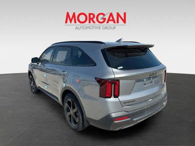 2026 Kia Sorento Hybrid — rear three-quarter view