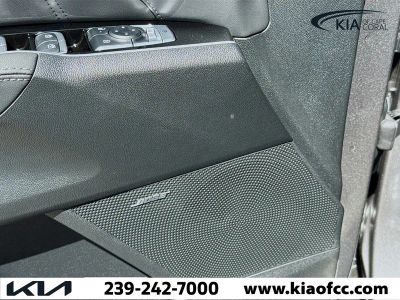 2026 Kia Sorento Hybrid — photo 24 view
